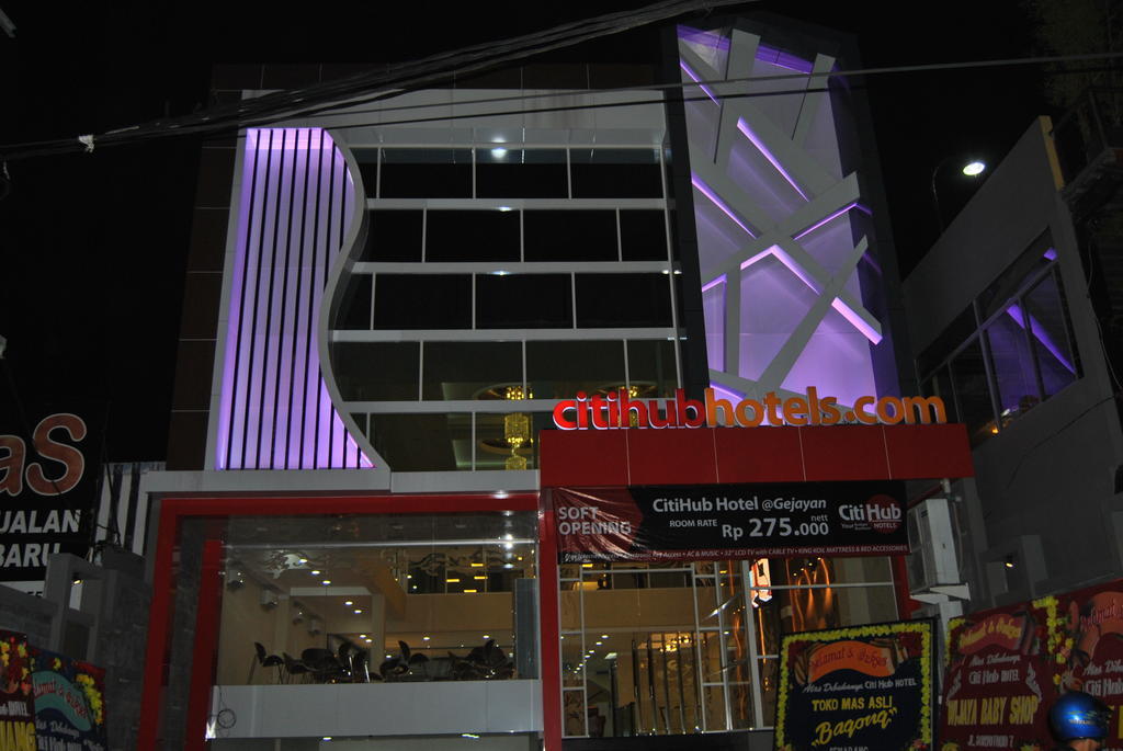 Citihub Hotel Yogyakarta Extérieur photo